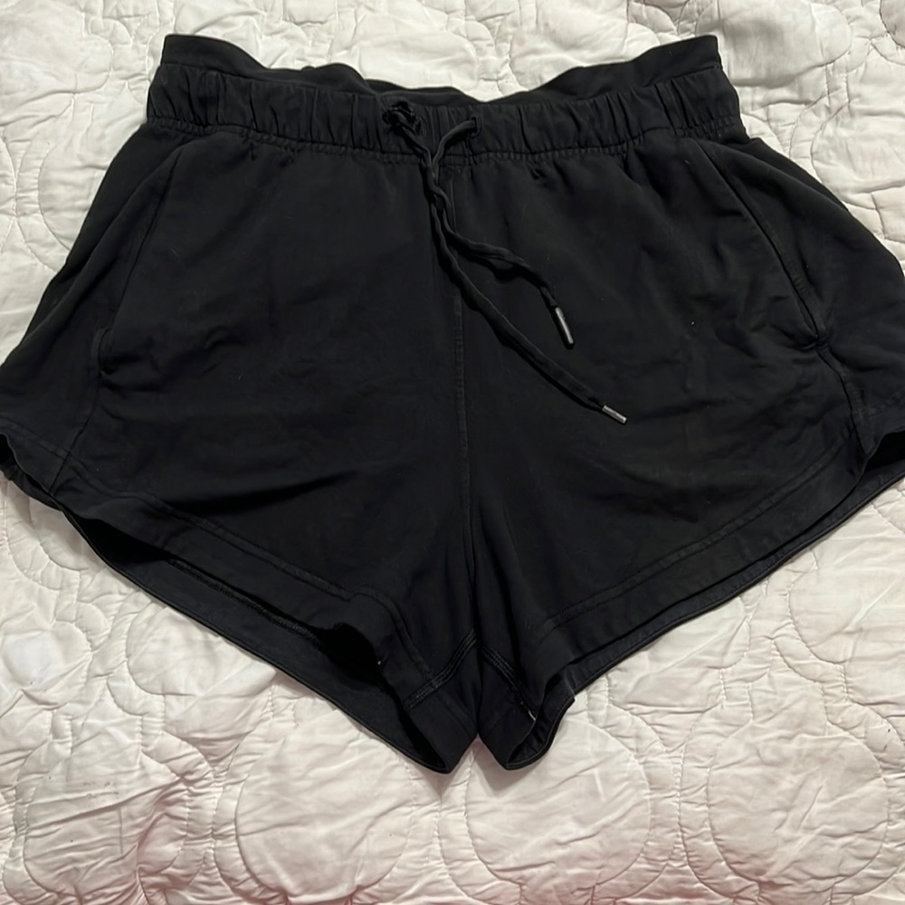 Black Lululemon shorts